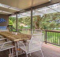 'RIVERSIDE RETREAT' 544 Ocean Drive North Haven - Kawana Tourism