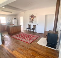 'The Wattles' - True Country Escape Near Wineries - Borenore - Kawana Tourism