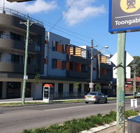 0ne Master in 3 br. apartment - Kawana Tourism