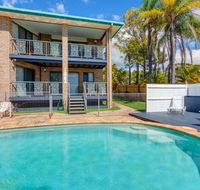 1-33 Tingira Close - Rainbow Beach Gorgeous ocean views swimming pool air conditioning - Kawana Tourism