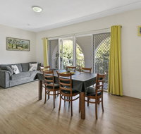 10 The Islander Resort - Kawana Tourism