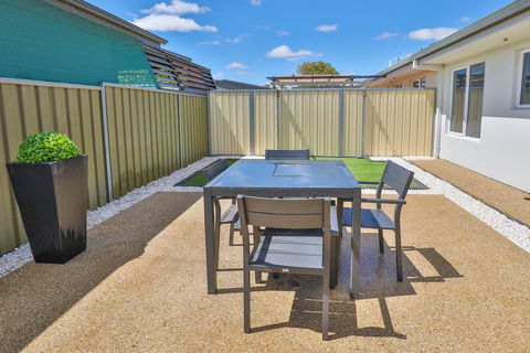 Owner Manager - Kawana Tourism 1