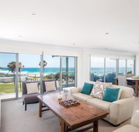 12 Cliff Road - Kawana Tourism