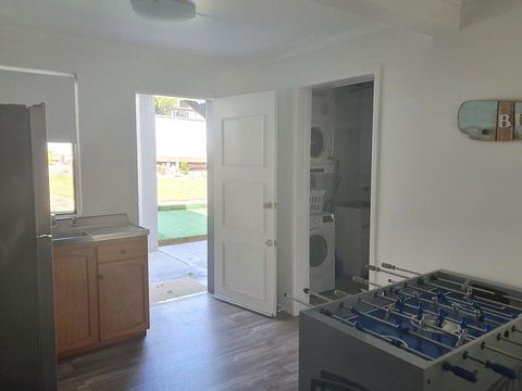 12 Cooloola Drive - Family Home, Close To Beach, Pet Friendly - Kawana Tourism 0