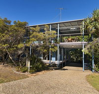 12 Yarrong Road - Kawana Tourism