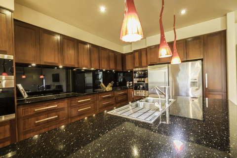 141 Providence Drive, Bowhill - Kawana Tourism 1