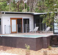 16 Ibis Court - Rainbow Shores Beautiful Private and Peaceful Wi-fi - Kawana Tourism