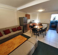 16 Lakeview Plaza - Kawana Tourism
