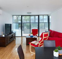 2 Bed/2 Bath Apartment Amazing Location - Kawana Tourism