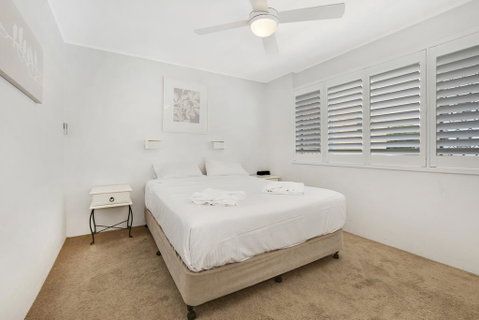 2 Bedroom Top Floor Unit - Ocean Views And Pool - Kawana Tourism 2