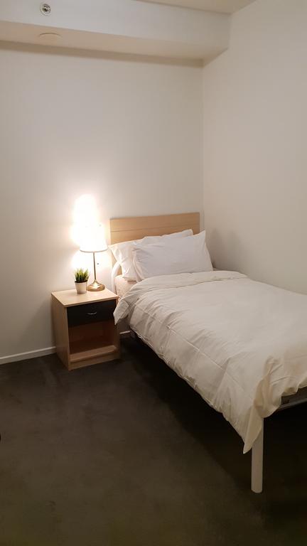 2 Bedrooms CBD FREE Tram Apartment (Melb Central, China Town, Queen Victoria Market, Melbourne University, RMIT, Etc) - Kawana Tourism 3