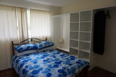 27 Carlo Road - Rainbow Beach, Affordable Family Beach House - Kawana Tourism 1