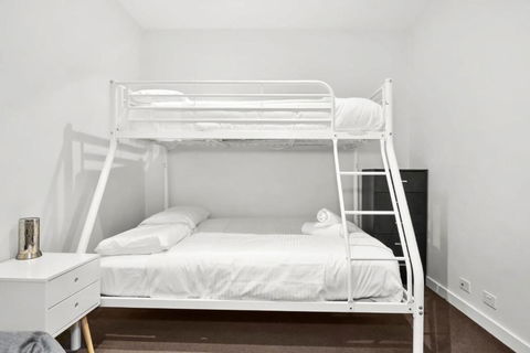 Cityscape Family Oasis 2BR With Parking - Kawana Tourism 2