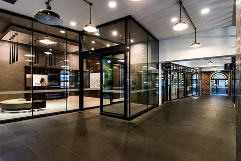 2BR 2BATH + CAR = QUALITY & STYLE IN MELBOURNE CBD - Kawana Tourism 2