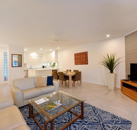 328 Beaches - Kawana Tourism