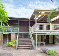 33 Cooloola Drive - Rainbow Beach Walk to the beach pet friendly - Kawana Tourism