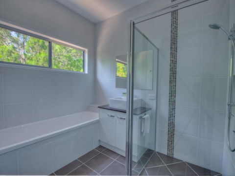 36 Satinwood Drive - Rainbow Shores - Kawana Tourism 2