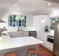 4 bedroom house - Walk to Southbank - Kawana Tourism