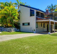 40 Rumbalara Avenue - Rainbow Beach Entertain on the spacious verandah overlooking beautiful Rainbow Beach - Kawana Tourism