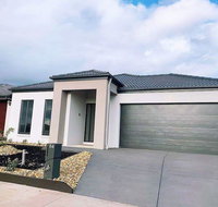 4Bed 2Bath Cozy Guesthouse in Tarneit - Kawana Tourism