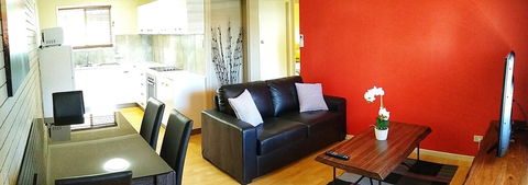 5 Min Walk To City Center - Kawana Tourism 0