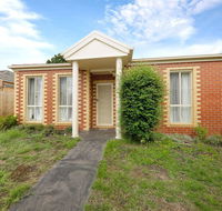 6 CAN STAY CENTRAL GLEN WAVERLEY - Kawana Tourism