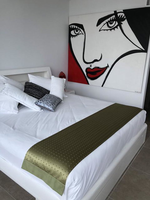 8 ON ELYSEE Alexandra Headland / Mooloolaba Beach - Kawana Tourism 1
