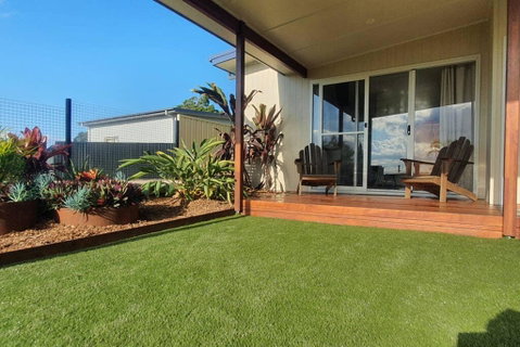 A Beach Getaway - Kawana Tourism 0