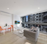 A Bright  Modern CBD Apt Next to Southern Cross - Kawana Tourism