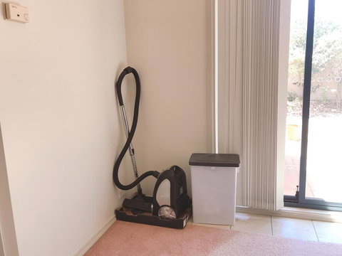 A Clean Private Room, Bruce - Kawana Tourism 1