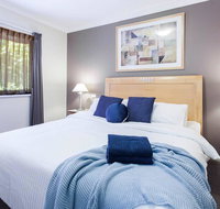 A Comfy 2BR Home Top Location FREE Parking - Kawana Tourism