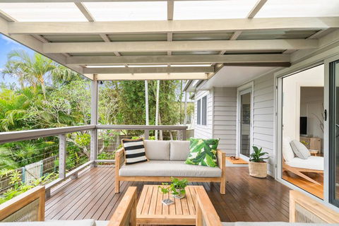 A PERFECT STAY - The White Rabbit - Kawana Tourism 2