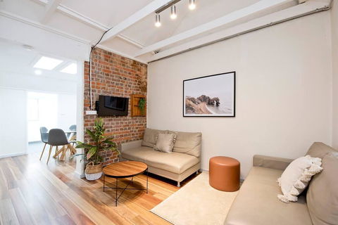 A Quaint Darlinghurst Cottage - Kawana Tourism 0