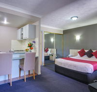 AAA Airport Albion Manor Apartments and Motel - Kawana Tourism