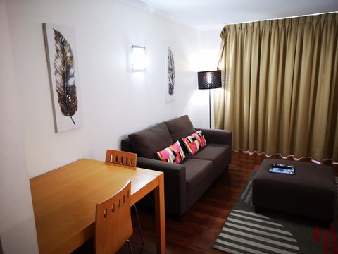 Abbey On Roma Hotel & Apartments - Kawana Tourism 0
