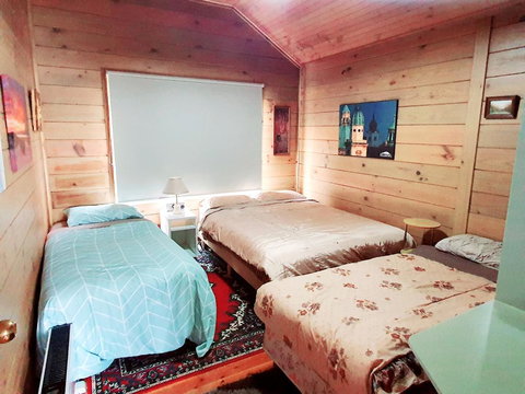 Abelia Cottages SPA LAKESIDE COTTAGE NO 1 - Kawana Tourism 1