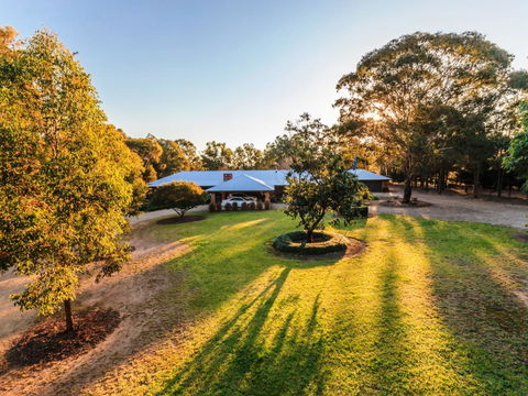 Abelia House B &B - Kawana Tourism 0