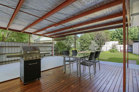 Acaronar - Kawana Tourism 1