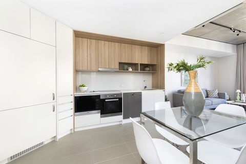 Accommodate Canberra - Azure - Kawana Tourism 3