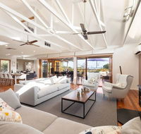 Acqua Vista - water view fireplace walk to beach - Kawana Tourism
