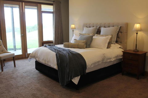Drom Aluinn B & B - Kawana Tourism 3