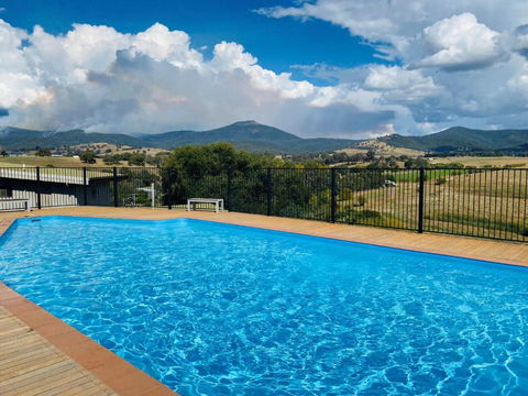 ELM Accommodation - Merrijig - Kawana Tourism 0
