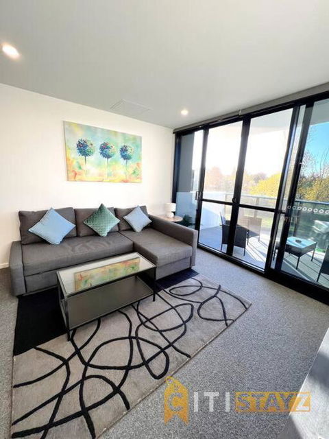 Fab In Phillip - 2bd 2bth Apt - Close To CBR Hospital - Kawana Tourism 0