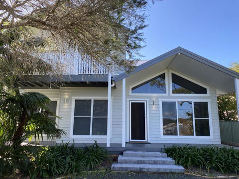 FAIR11W - Fairlight House - Kawana Tourism 0