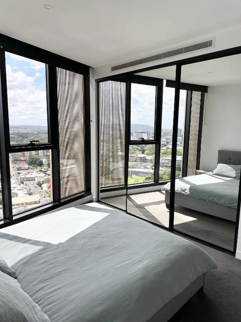 FV Peppers 1 Bedroom Apartment - Kawana Tourism 2