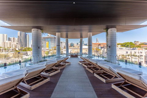 FV By Serain Residences - Kawana Tourism 2