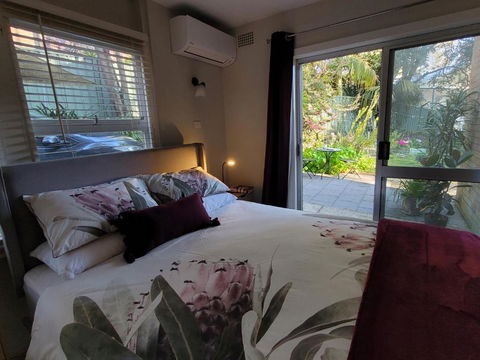 Garden Rest - Kawana Tourism 3