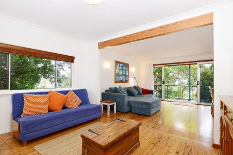 GERR14C - Salty Dog - Kawana Tourism 0