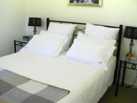 Glen Waverly Farmstay - Kawana Tourism 4