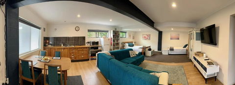 GOLDFIELDS STUDIO APARTMENT, Beaconsfield - Fully Self-contained, Air-conditioning - Kawana Tourism 0